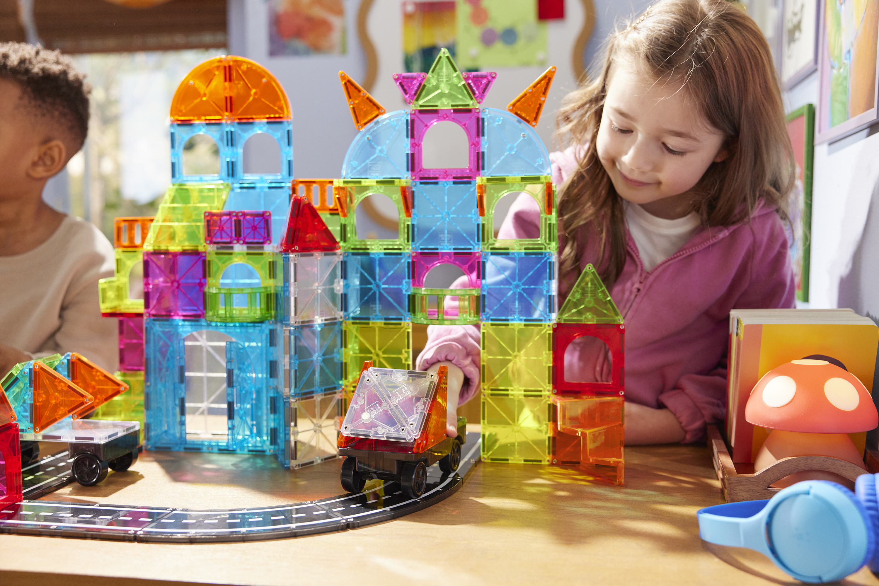 MAGNA-TILES - City Center 110-Piece Set (NEW COLLECTION 2025)