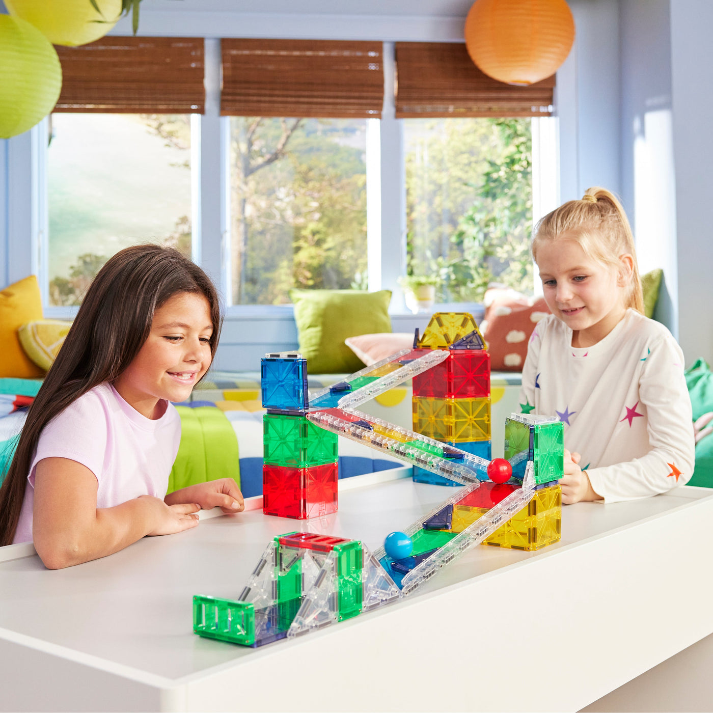 MAGNA-TILES - Rail Racers Deluxe 90-Piece Set (NEW COLLECTION 2025)