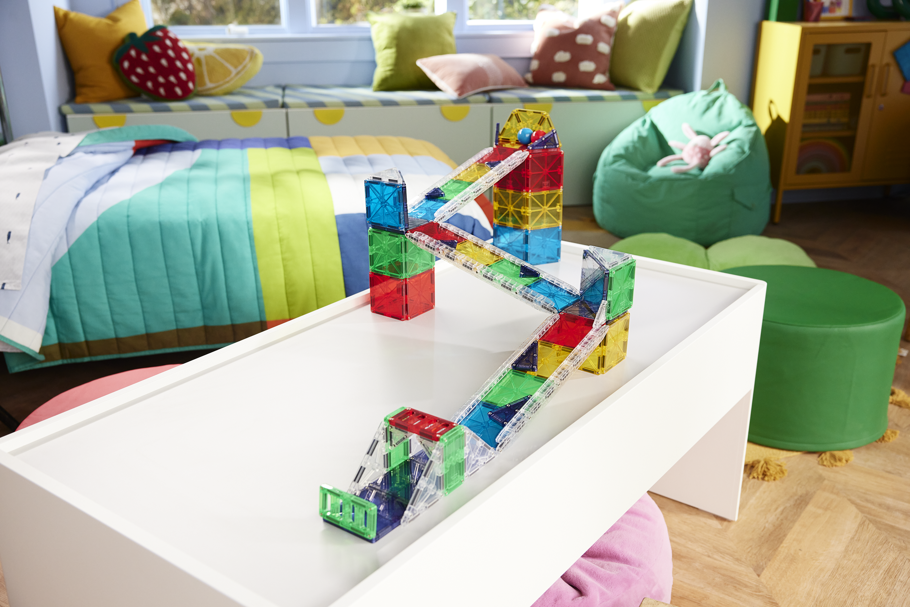 MAGNA-TILES - Rail Racers Deluxe 90-Piece Set (NEW COLLECTION 2025)