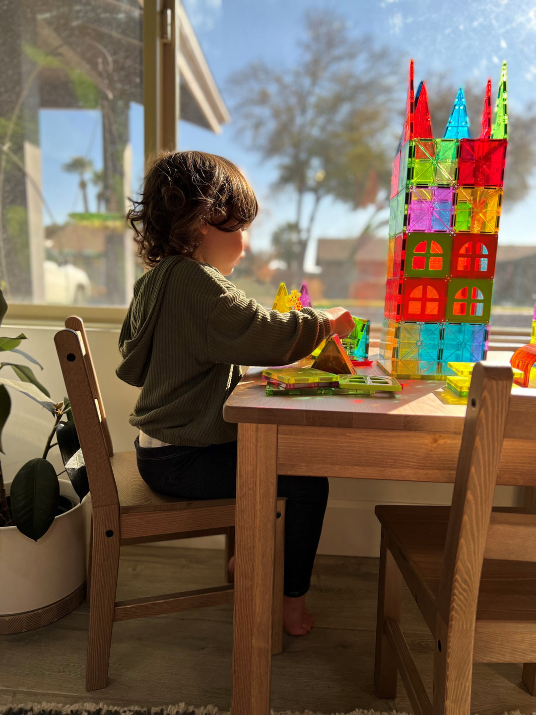 MAGNA-TILES® Metropolis 110 Piece Set