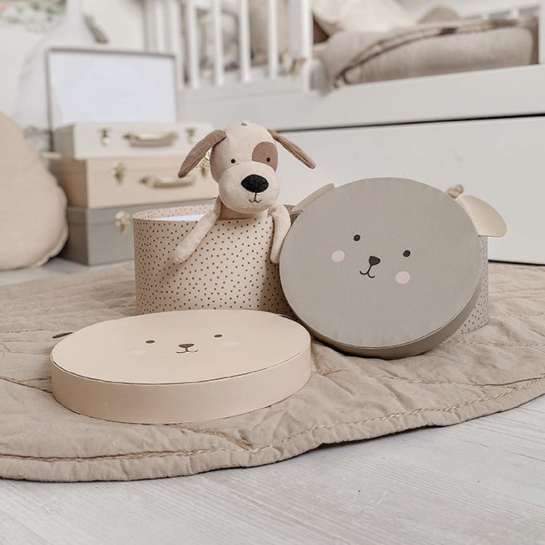 Adorable teddy bear storage box from Jabadabado for neat and tidy rooms.
