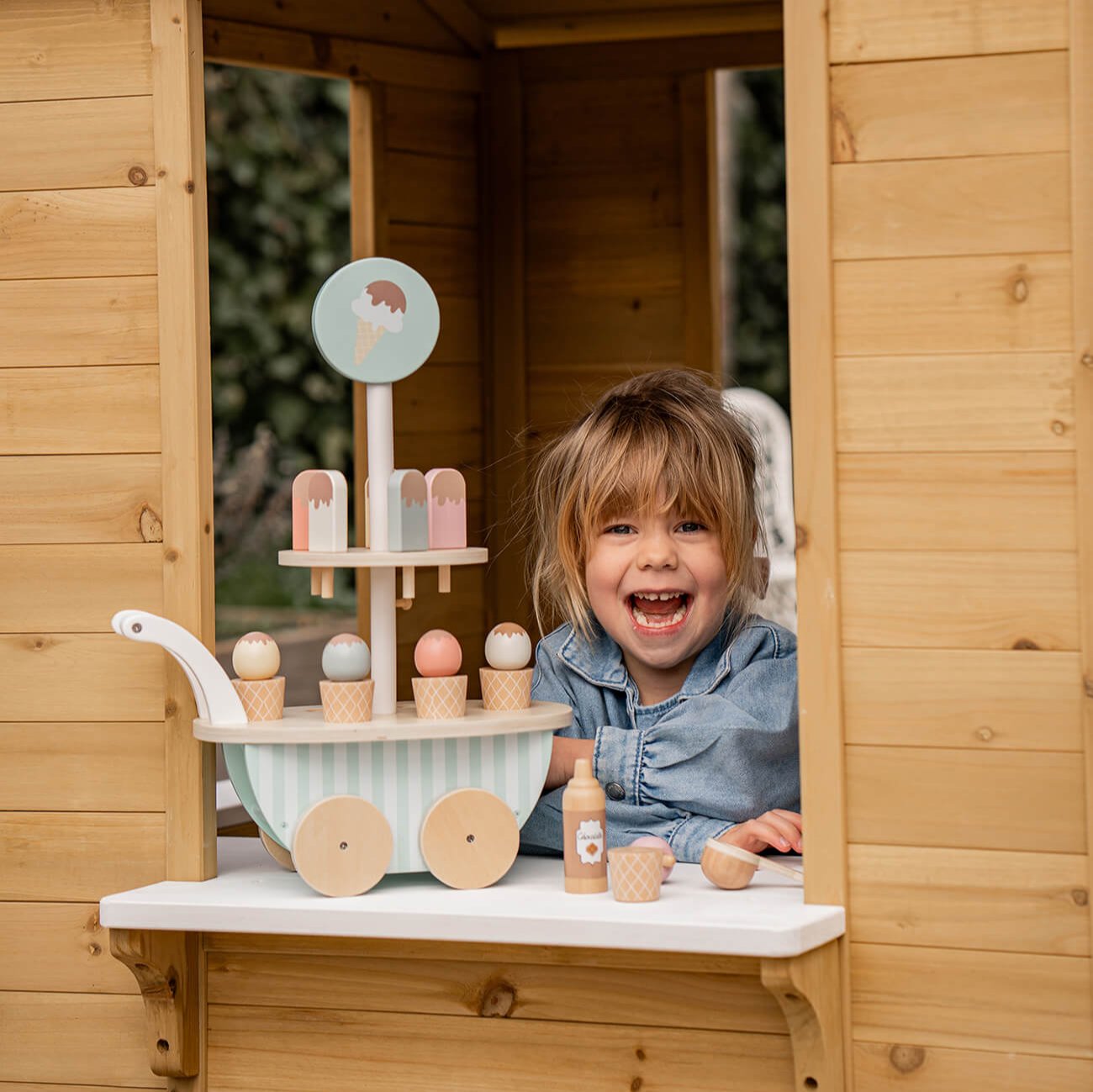 W7250 Jabadabado - Ice cream trolley stripes